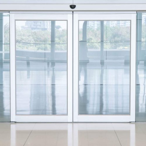 puerta-cerrada-vacia